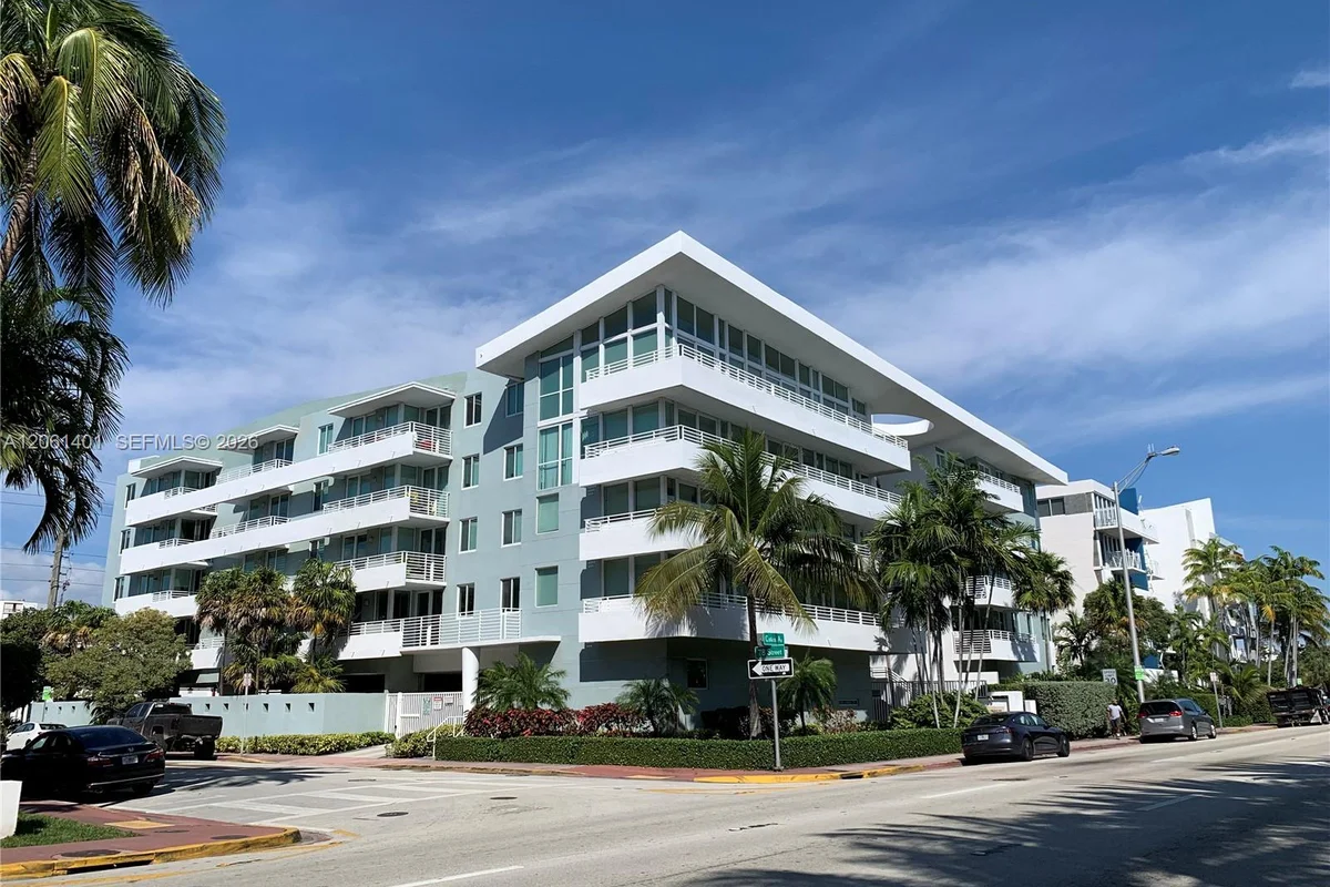 7800 Collins Ave #309, Miami Beach: photo 1 of 50