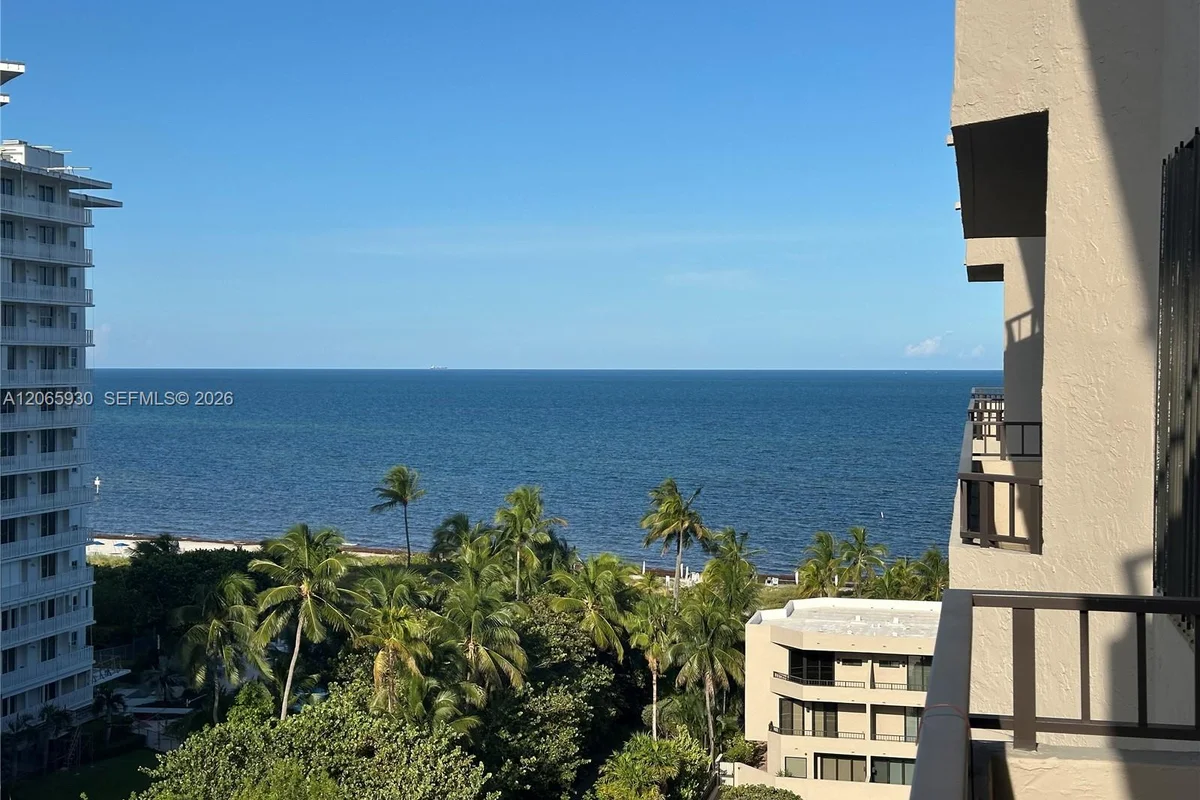 251 Crandon Blvd #931, Key Biscayne: photo 1 of 40