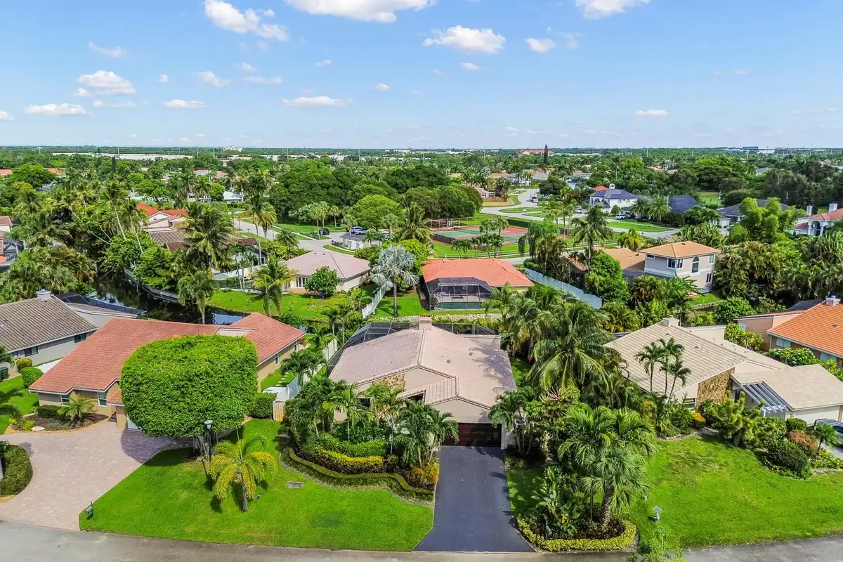 7131 NW 3rd Ave, Boca Raton: photo 1 of 47