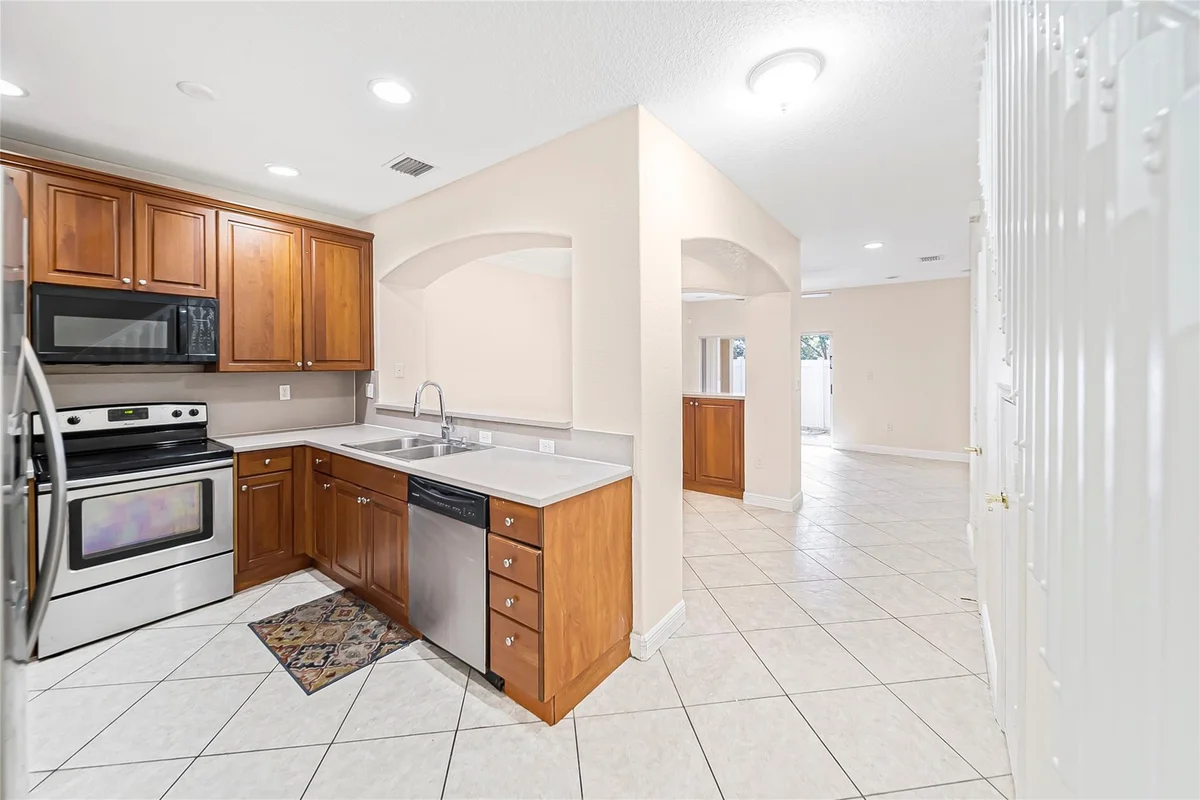 6603 Catalina Ln, Tamarac: photo 1 of 17