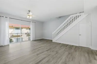 2381 NE 14th Street Cswy #206, Pompano Beach: photo 1 of 48