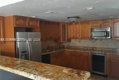13499 Biscayne Blvd #506, North Miami: photo 1 of 13