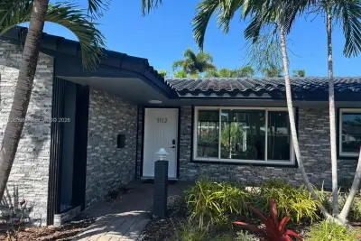 1112 N 13th Ave, Hollywood: photo 1 of 17