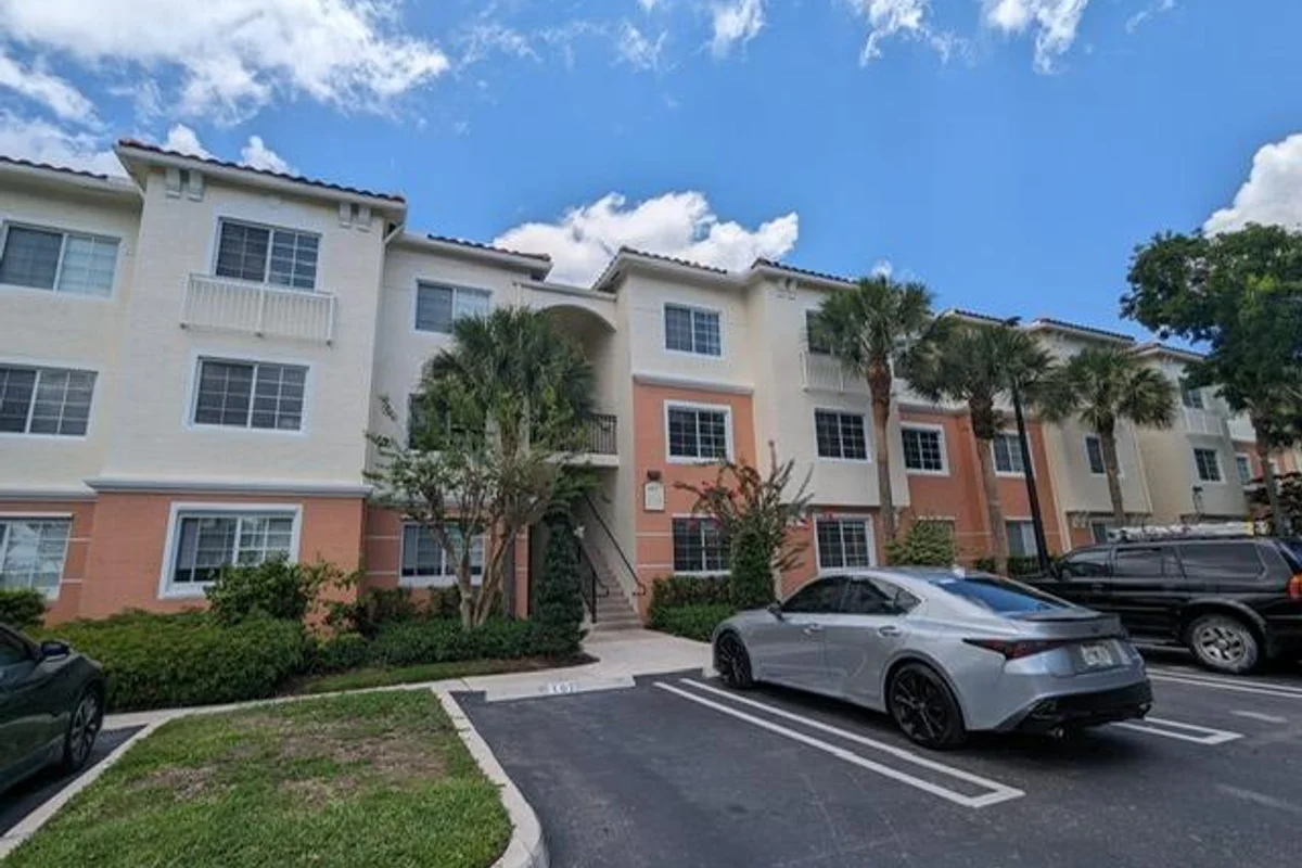 9857 Baywinds Dr #9103, West Palm Beach: photo 1 of 14