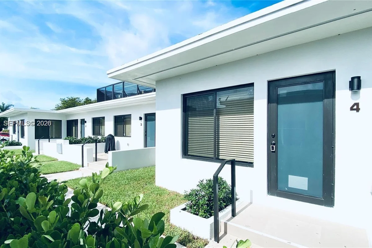1765 Normandy Dr, Miami Beach: photo 1 of 37