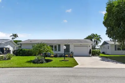 3610 Joseph Dr, West Palm Beach: photo 1 of 46