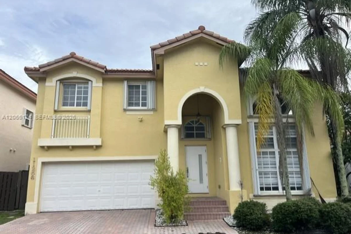 11258 NW 59th Ter, Doral: photo 1 of 1