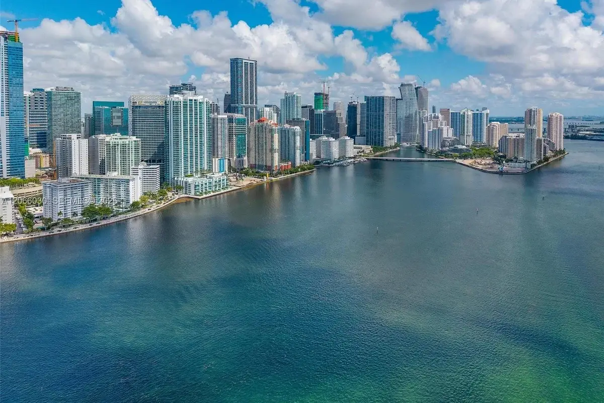 1331 Brickell Bay Dr #4107, Miami: photo 1 of 32