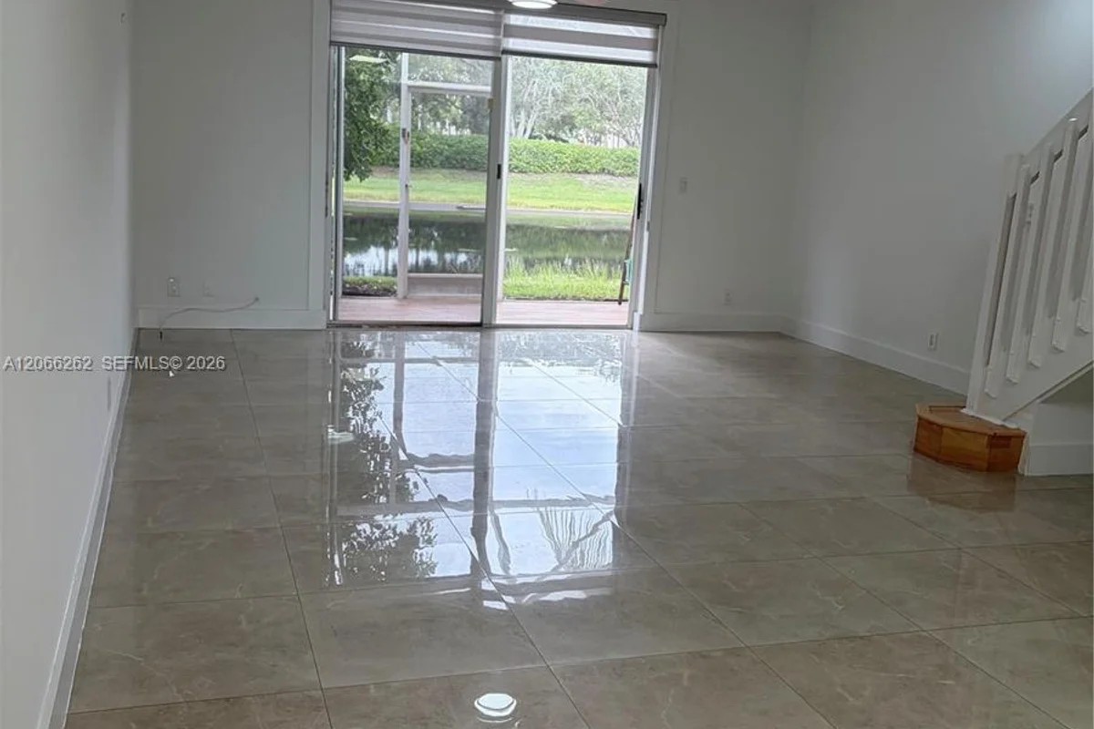 2578 Cordoba Bend, Weston: photo 1 of 15