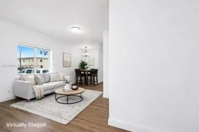 8329 NW 5th Ave #1, Miami: photo 1 of 21