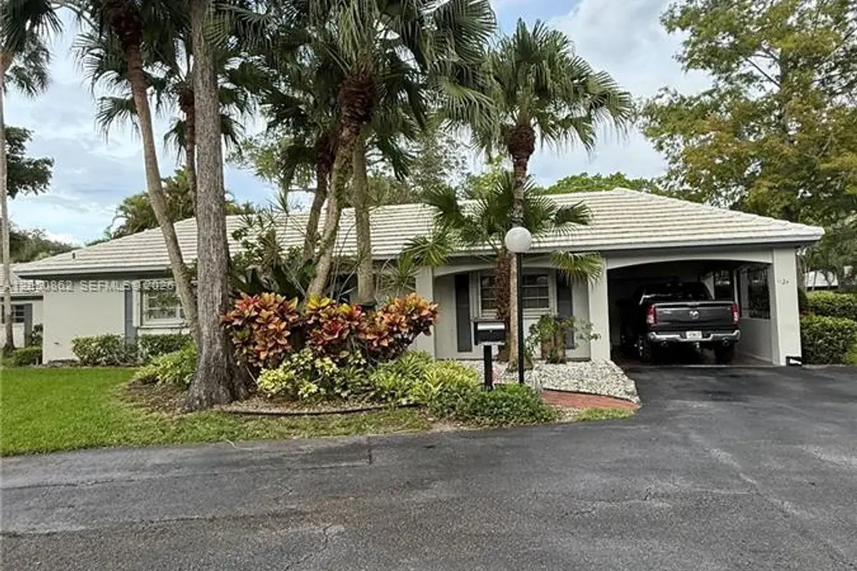1124 W Cypress Dr, Pompano Beach: photo 1 of 1