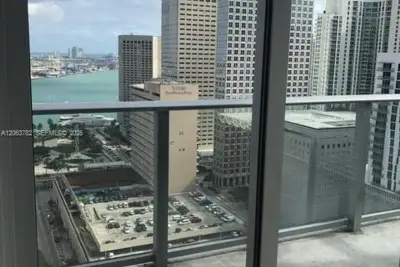 151 SE 1st St #2801, Miami: photo 1 of 13