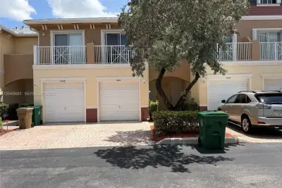7432 Willow Grove Pl, Davie: photo 1 of 35