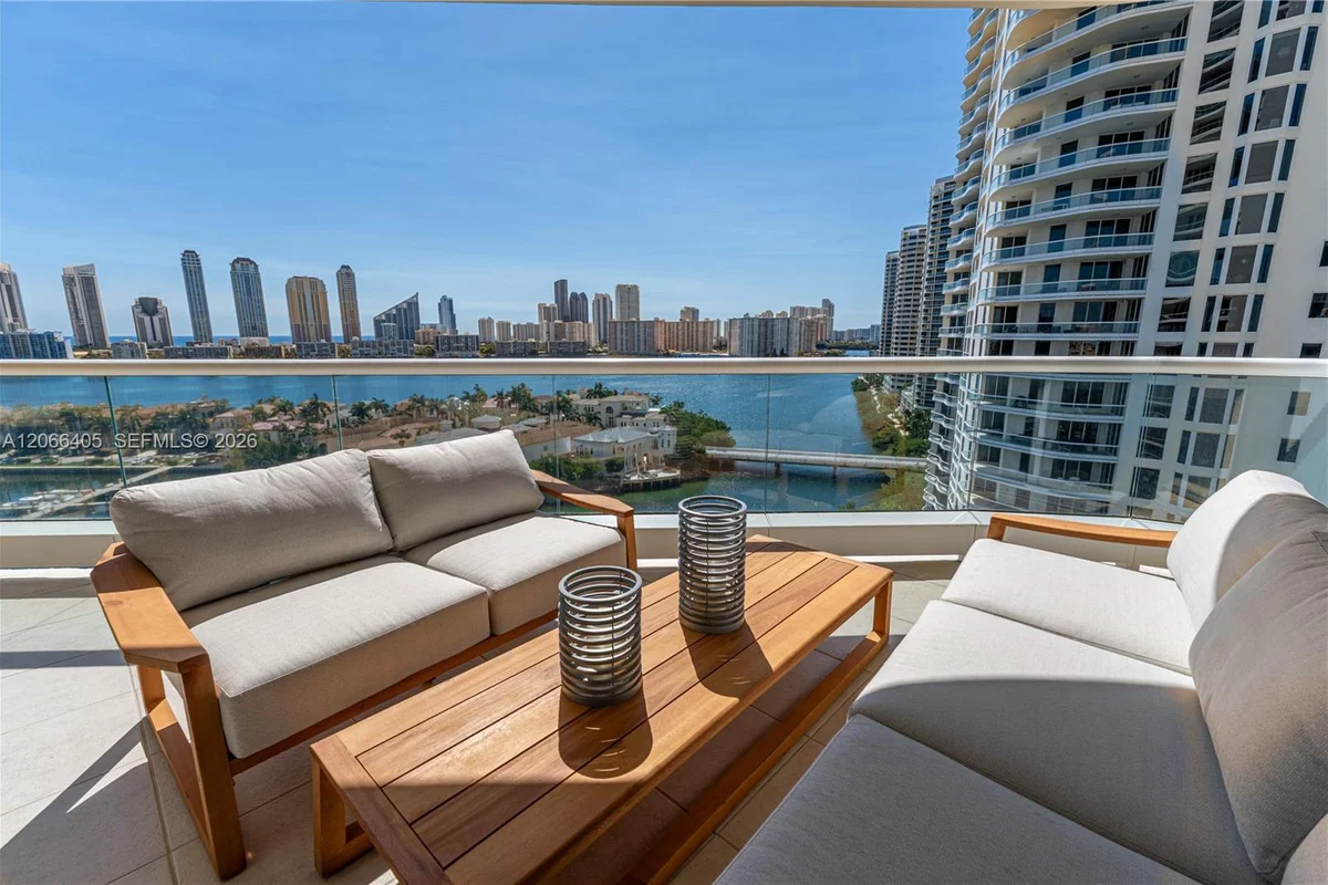 7000 Island Blvd #1402, Aventura: photo 1 of 14