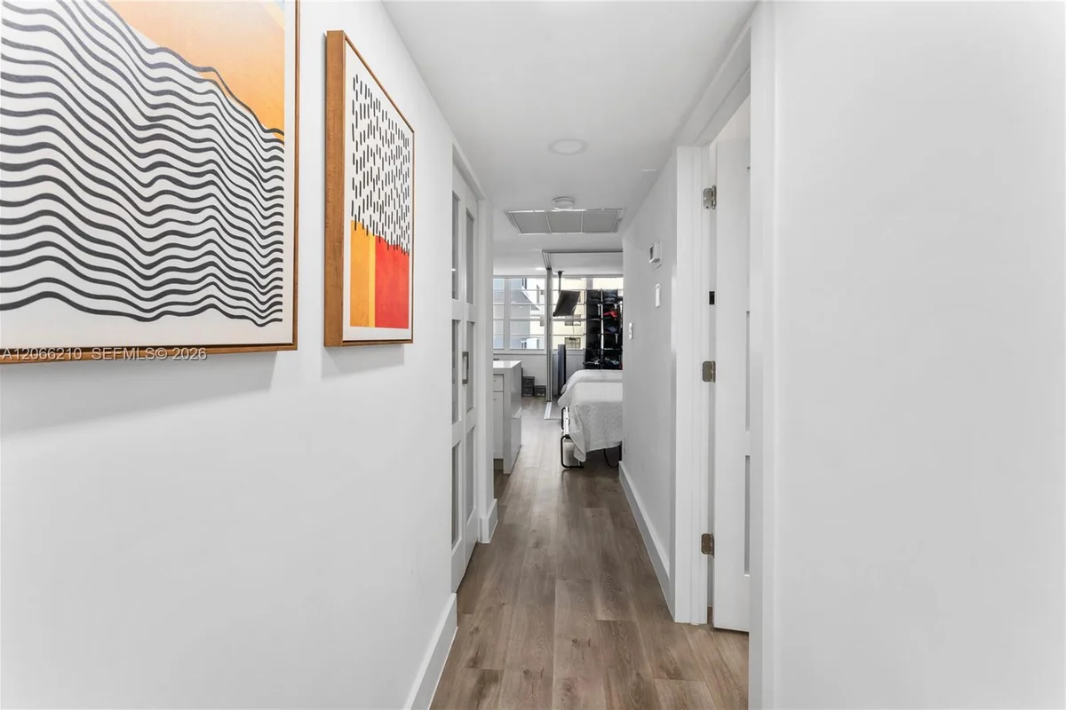 100 Lincoln Rd #301, Miami Beach: photo 1 of 44