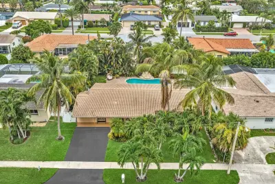 11 Forest Hills Ln, Boca Raton: photo 1 of 59