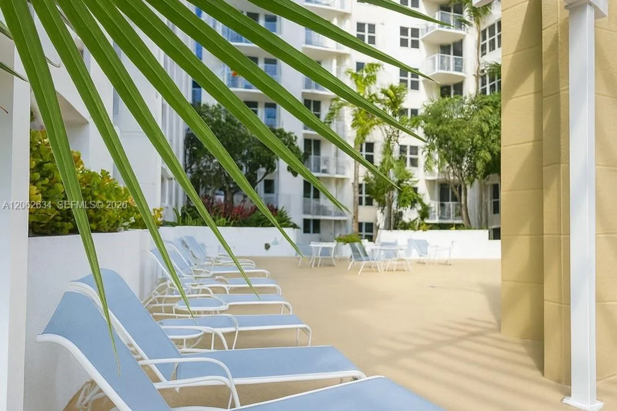 1830 Radius Dr #308, Hollywood: photo 1 of 29
