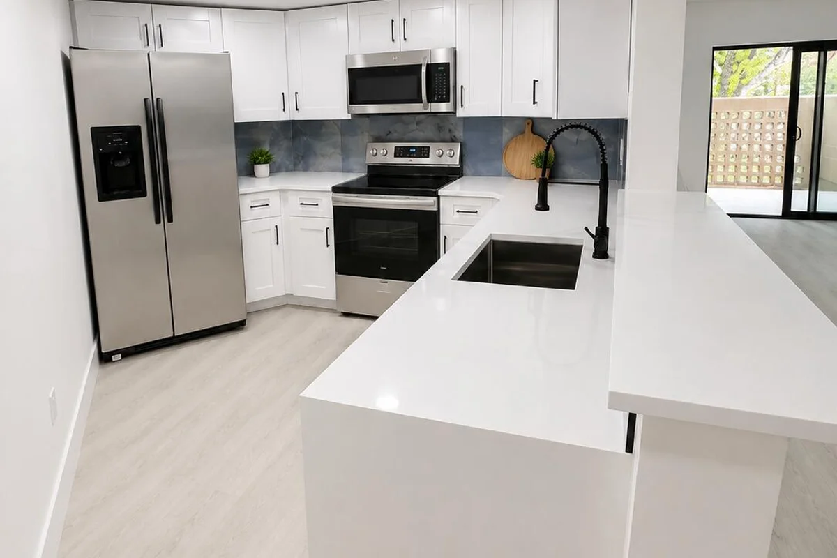 10229 NW 9th St Cir #103, Miami: photo 1 of 18