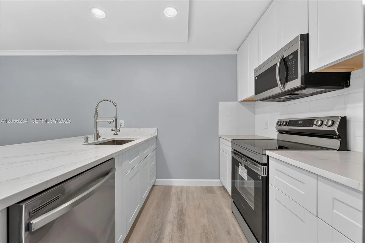 151 Heritage Way, West Palm Beach: photo 1 of 31