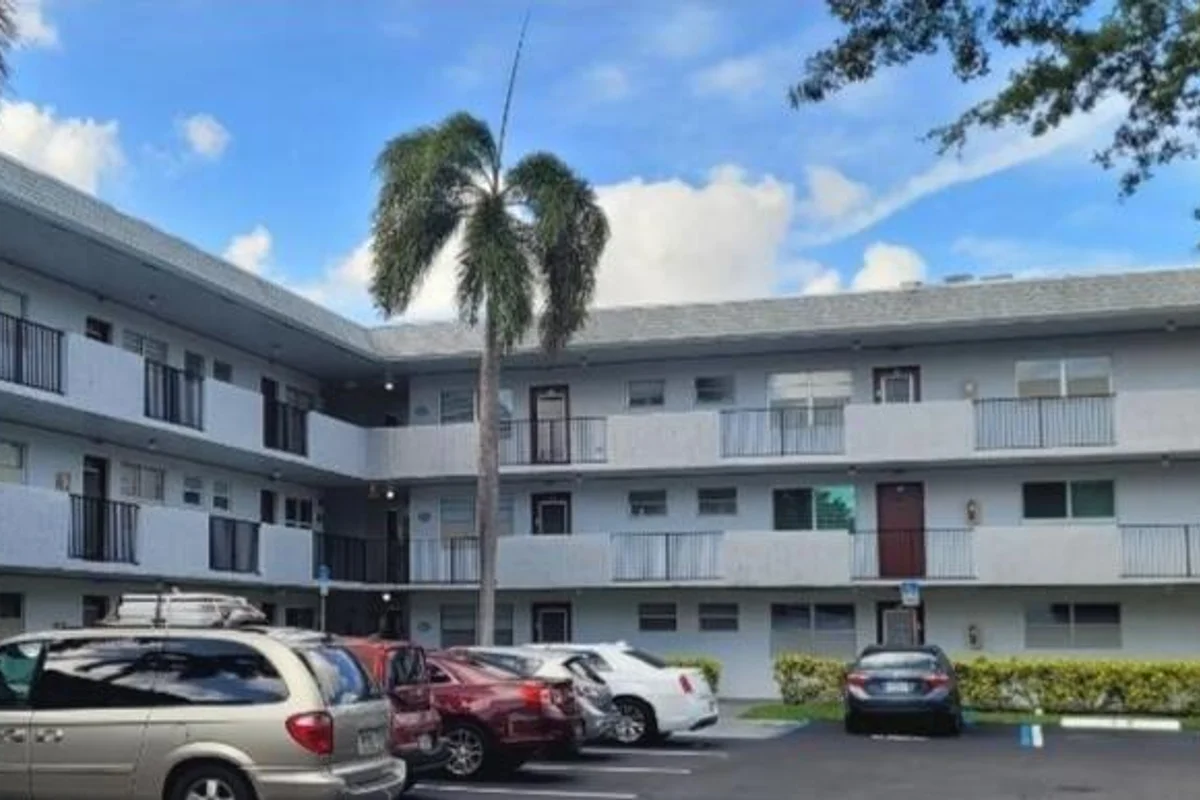 8405 NW 61st St E #D106, Tamarac: photo 1 of 1