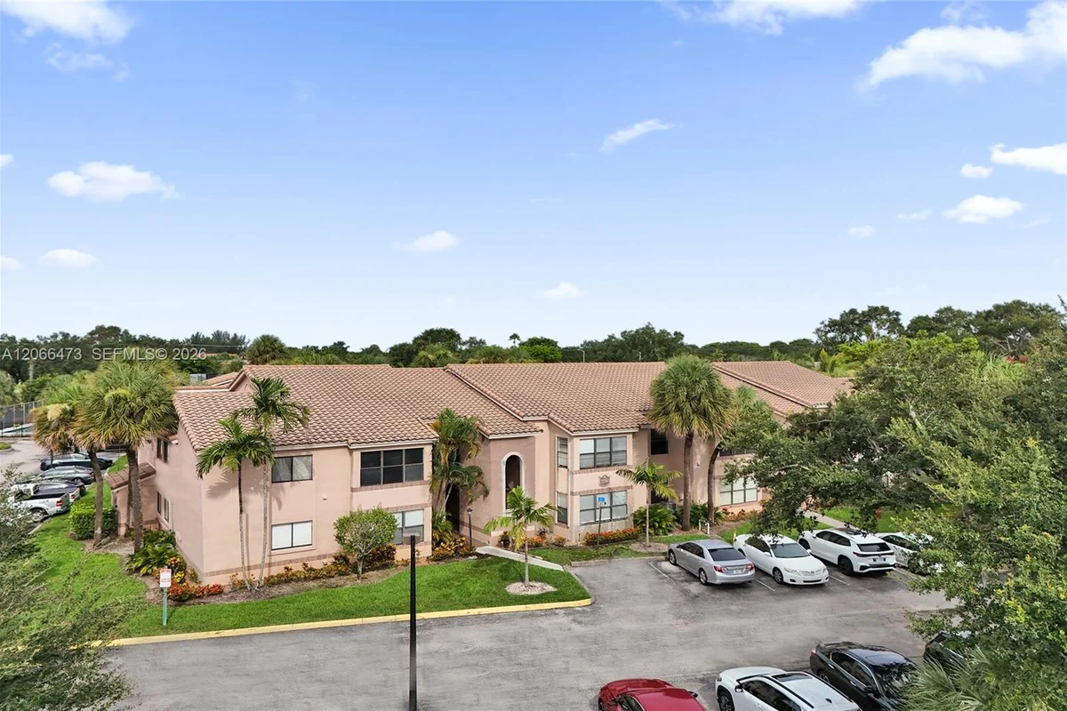 2796 S University Dr #2201, Davie: photo 1 of 42
