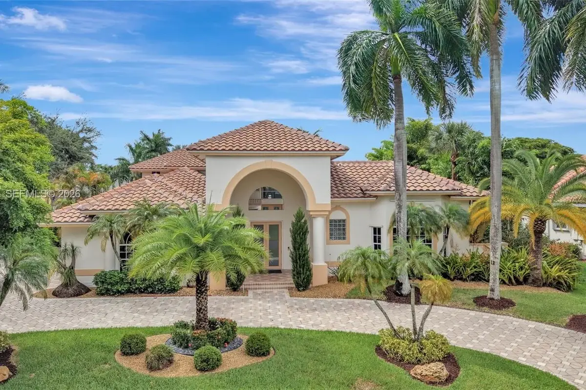 12127 NW 9th Dr, Coral Springs: photo 1 of 77