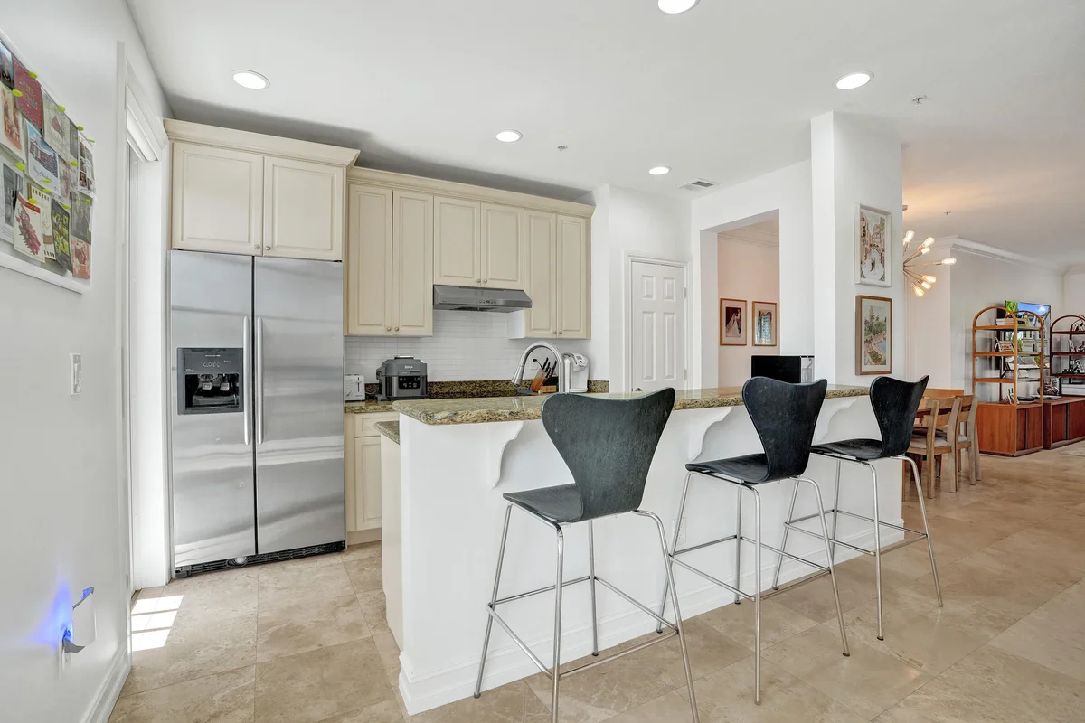 2730 Old Florida Trl, Wilton Manors: photo 1 of 42