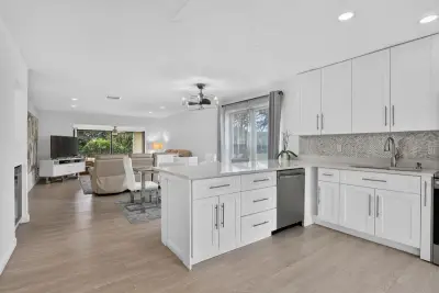 8545 Casa Del Lago #38 H, Boca Raton: photo 1 of 54