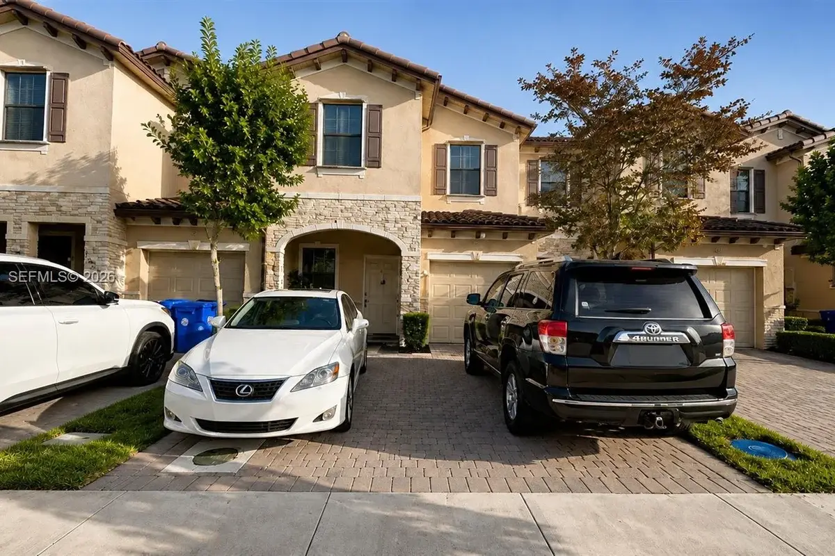 5404 SW 14th Ct, North Lauderdale: photo 1 of 11