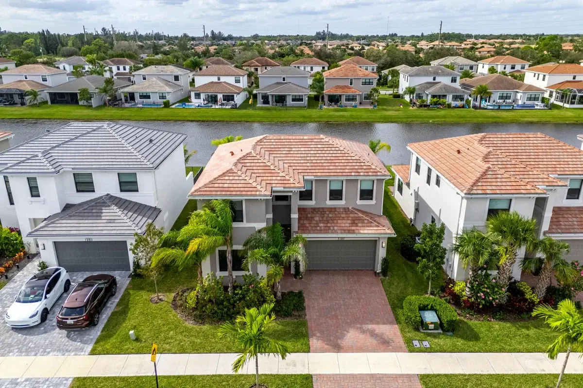 7197 Montereal Path, Lake Worth: photo 1 of 45