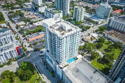 315 NE 3rd Ave #2009, Fort Lauderdale: photo 1 of 21