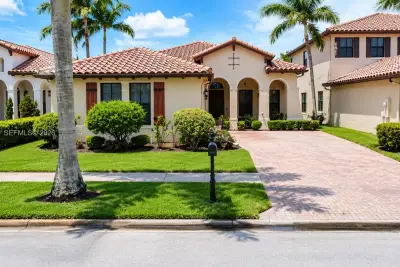 8514 NW 37th Ct, Cooper City: photo 1 of 60