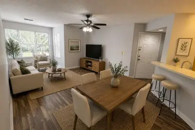3360 N Pinewalk Dr N #1324, Margate: photo 1 of 15