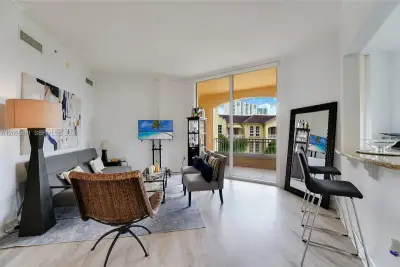 3001 NE 185th St #612, Aventura: photo 1 of 44