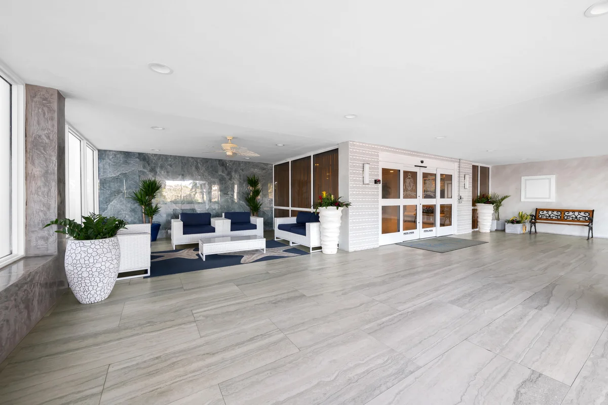 3850 Galt Ocean Dr #1905, Fort Lauderdale: photo 1 of 8