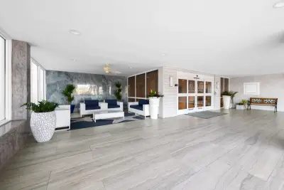 3850 Galt Ocean Dr #1905, Fort Lauderdale: photo 1 of 8