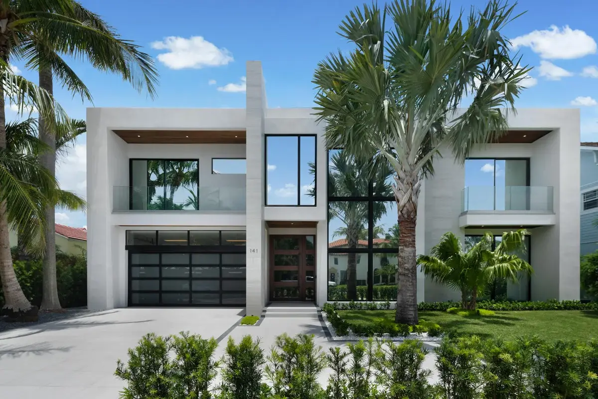 141 Cortez Rd, West Palm Beach: photo 1 of 72