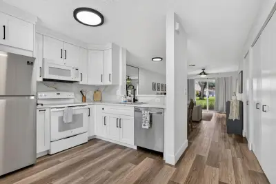9899 Kamena Cir, Boynton Beach: photo 1 of 29