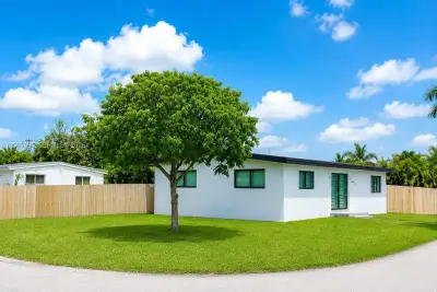 31140 SW 188th Ave, Homestead: photo 1 of 28