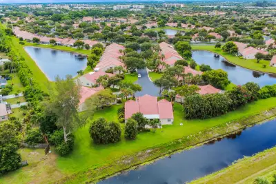 7943 Lake Sands Dr, Delray Beach: photo 1 of 39