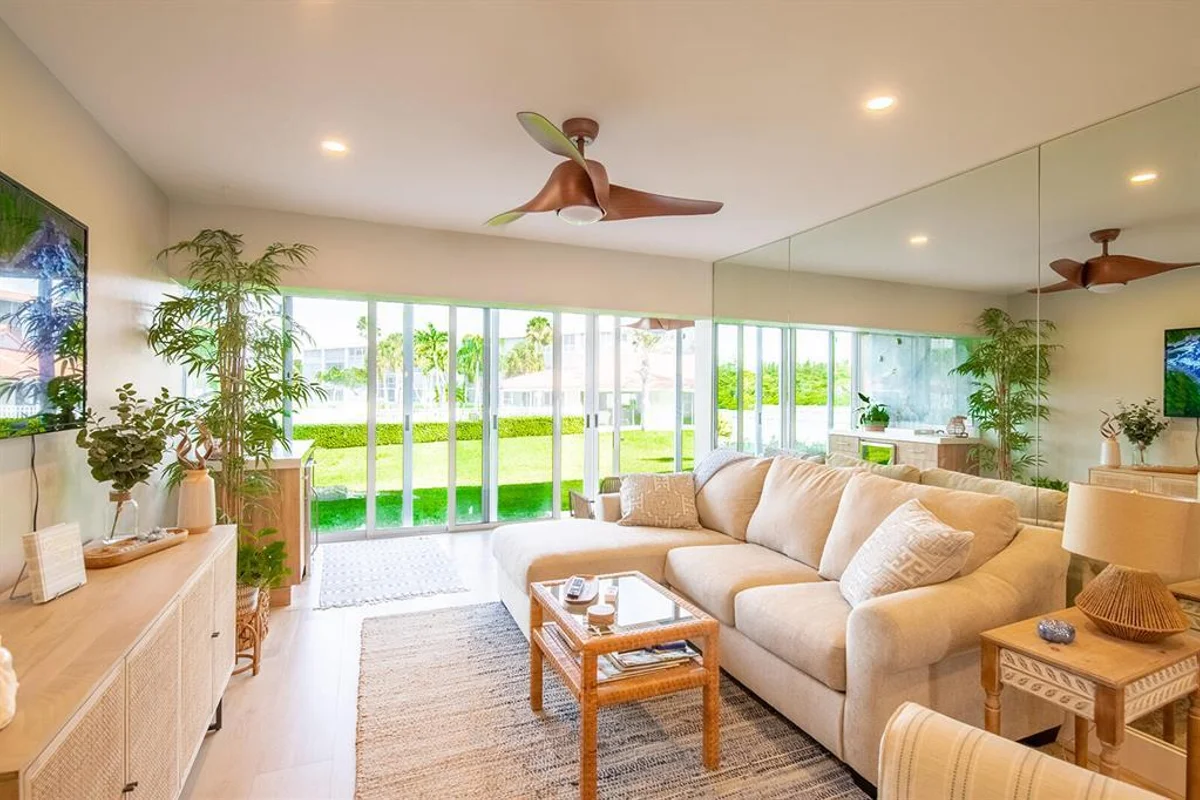 101 NE 19th Ave #126, Deerfield Beach: photo 1 of 56
