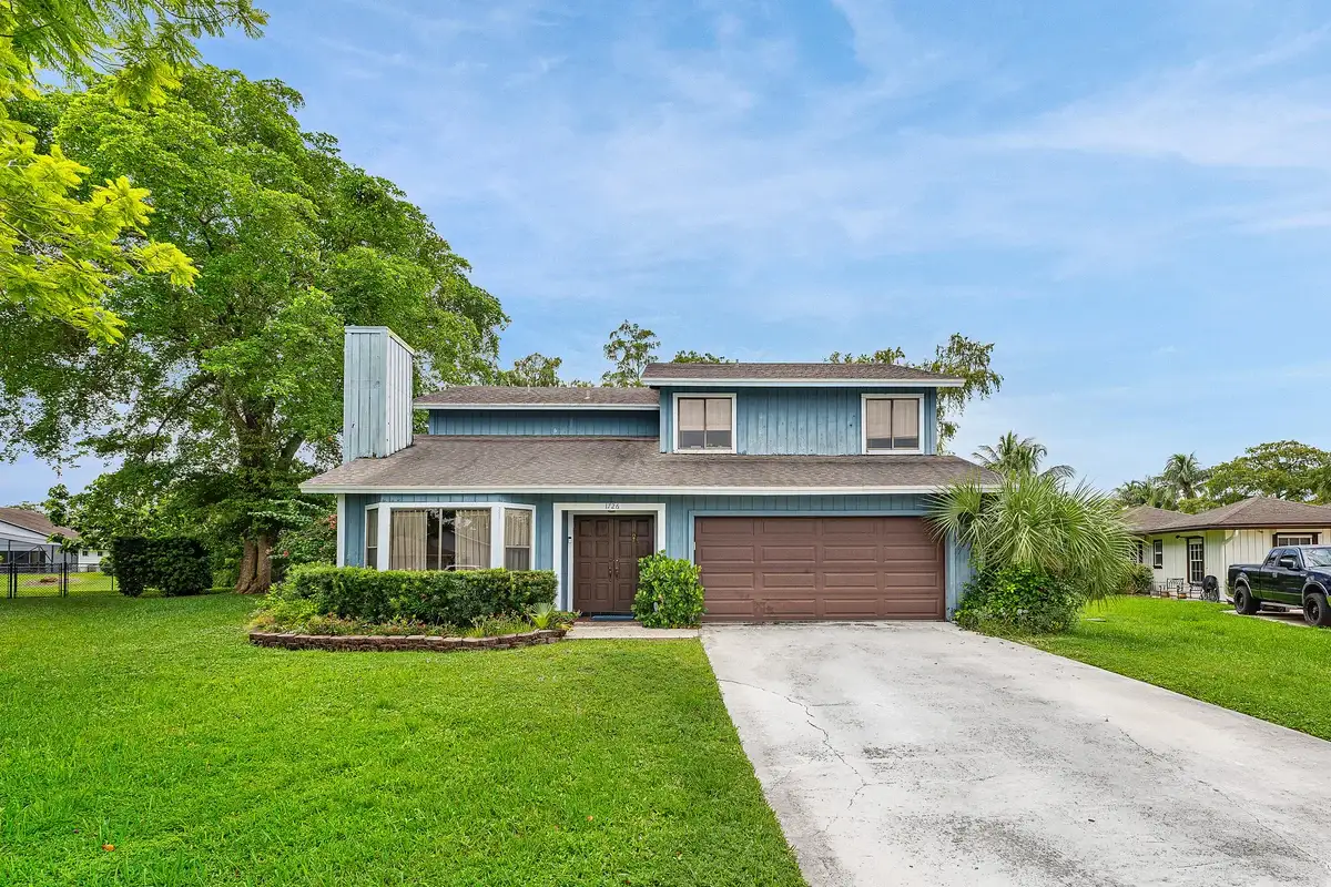1726 Treehaven Ct, Wellington: photo 1 of 38