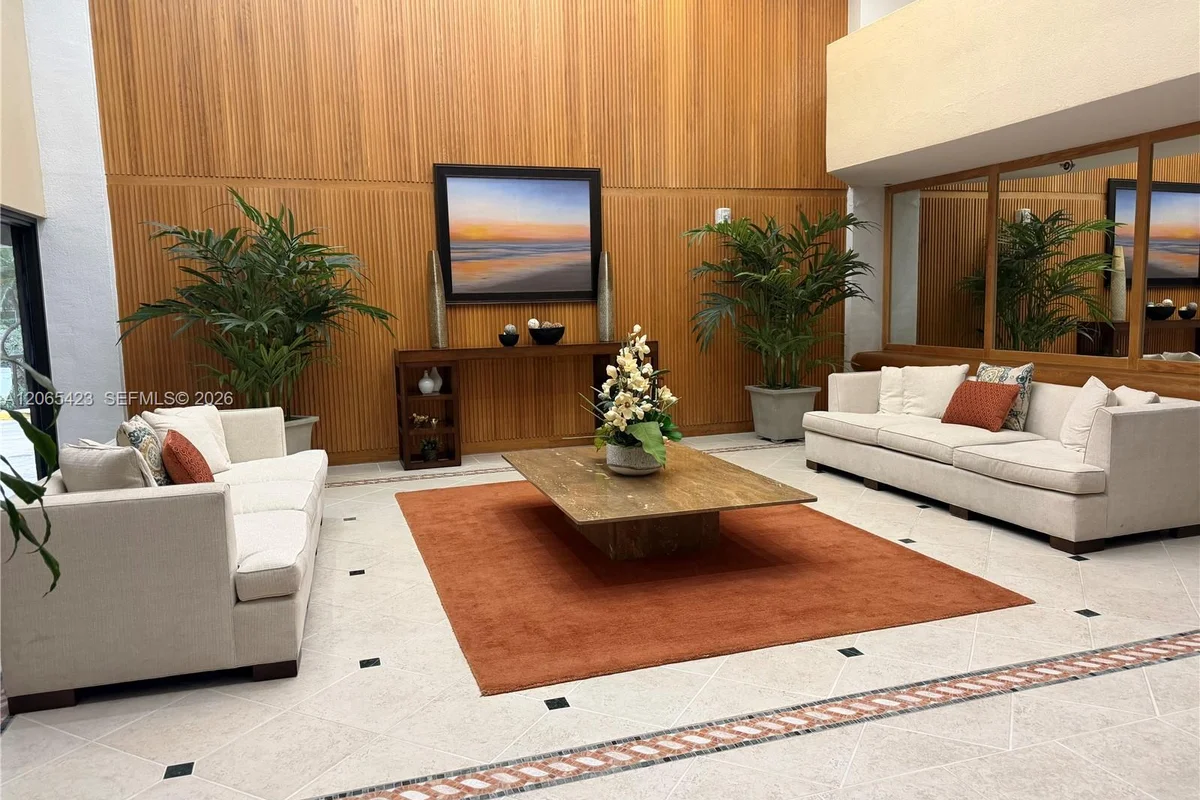 170 Ocean Lane Dr #909, Key Biscayne: photo 1 of 5