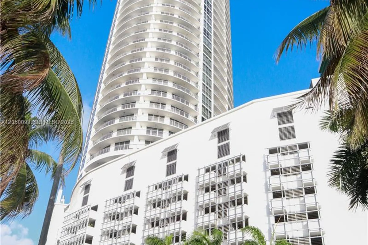 1750 N Bayshore Dr #3411, Miami: photo 1 of 28