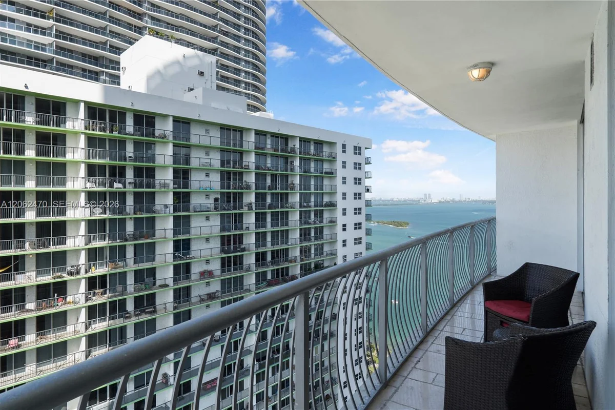 1750 N Bayshore Dr #3409, Miami: photo 1 of 41