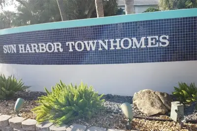 2875 15th St, Pompano Beach: photo 1 of 11