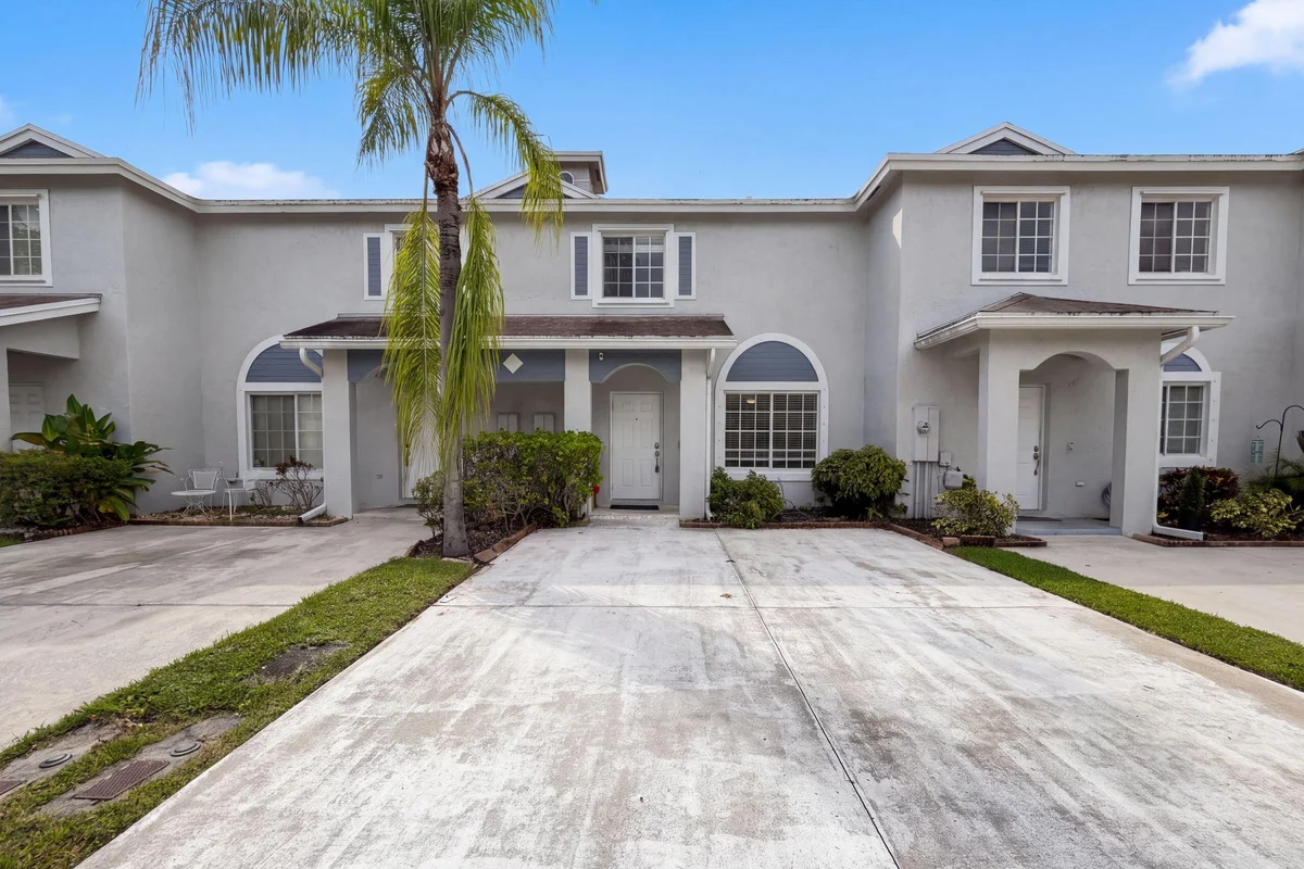 1480 47th, Deerfield Beach: photo 1 of 22