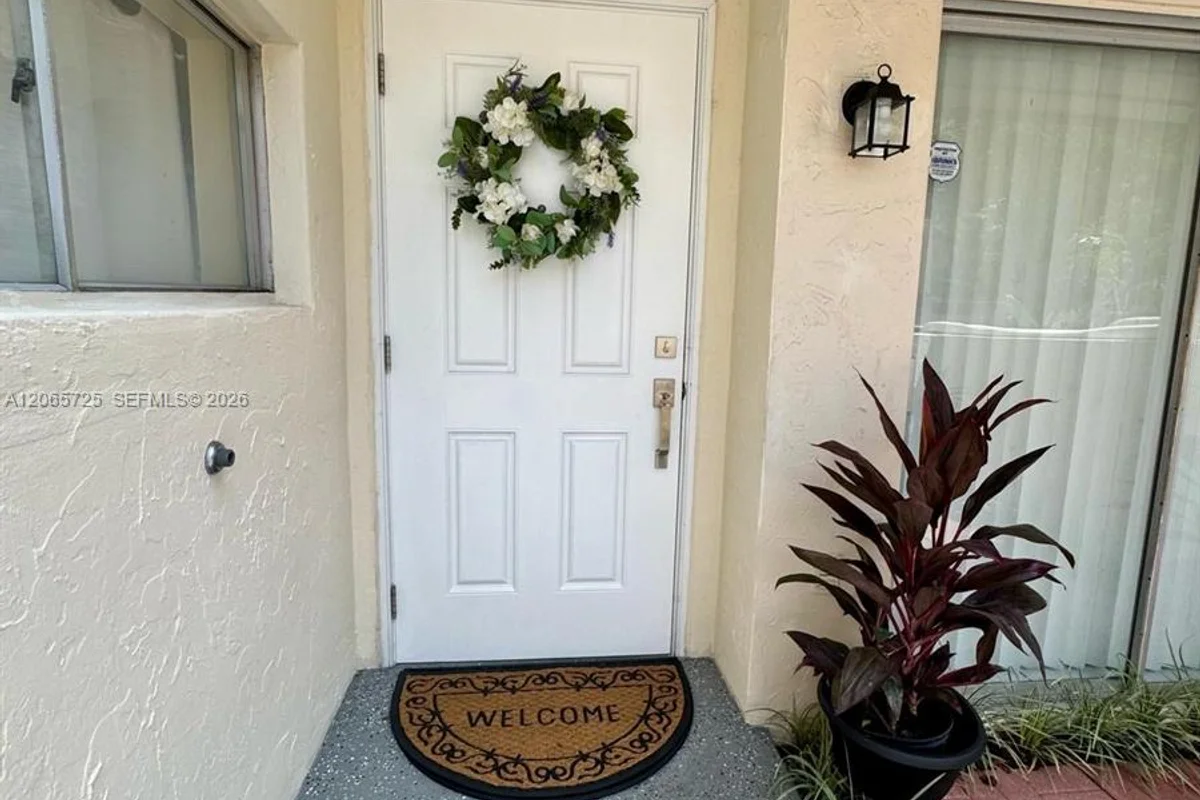 832 NW 81st Way #9, Plantation: photo 1 of 45