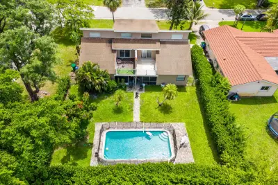 4470 NW 109th Ter, Coral Springs: photo 1 of 63