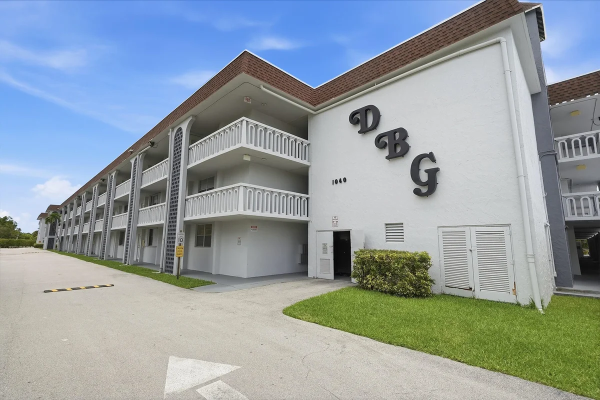 1040 SE 4th Ave #135, Deerfield Beach: photo 1 of 28